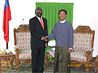 gambari_aung_kyi_200px.jpg gambari_aung_kyi_200px.jpg