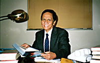 dr._kyaw_thet_200px.jpg dr._kyaw_thet_200px.jpg