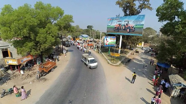 ဝက်လက်မြို့ လှတောရွာ မီးရှို့မယ်လို့ ခြိမ်းခြောက်ခံရတာကြောင့် ထွက်ပြေးနေရ