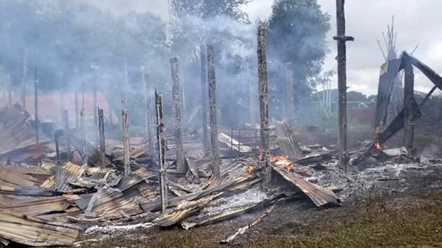 စစ်ရဟတ်ယာဉ်သုံး တိုက်ခိုက်ခံရတဲ့ နှမ်းခါးနဲ့ မွေ့လည်မှာ ၁၉ ယောက်ထက်မနည်း သေဆုံး