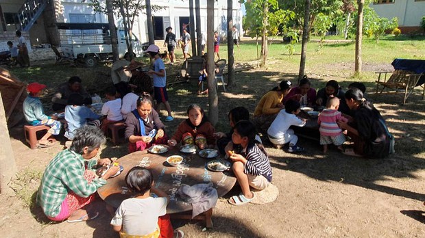 တောထဲထွက်ပြေးနေရတဲ့ သီပေါဒေသခံငါးရာကျော် အရေးပေါ်အကူအညီ လိုအပ်နေ