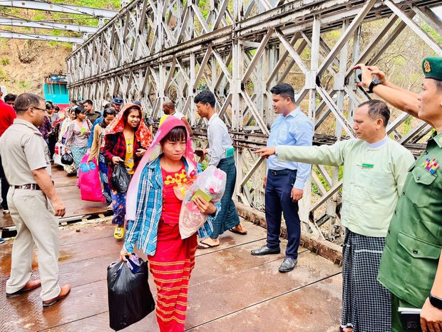 တရားမဝင်နေထိုင်သူ ငါးထောင်ကျော် နေရပ်ပြန်ပို့ရေး မဏိပူရ်အစိုးရ စီစဉ်နေ