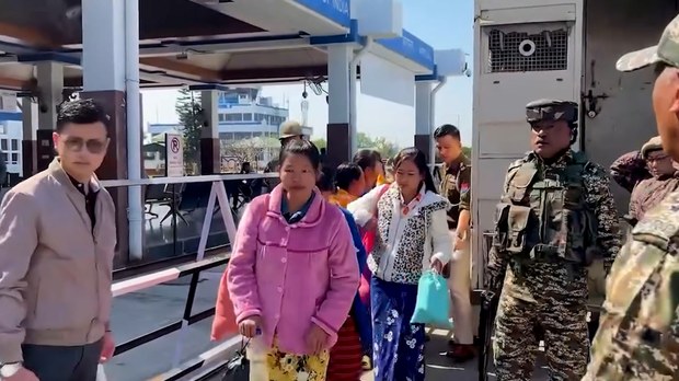 အိန္ဒိယမှာဖမ်းဆီးခံရတဲ့ မြန်မာတွေကို မတ်လကုန်နောက်ဆုံးထားပြီး ပြန်ပို့ဖို့ စီစဉ် အိန္ဒိယမှာဖမ်းဆီးခံရတဲ့ မြန်မာတွေကို မတ်လကုန်နောက်ဆုံးထားပြီး ပြန်ပို့ဖို့ စီစဉ်
