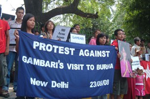 india_demo_gambari_305px.jpg