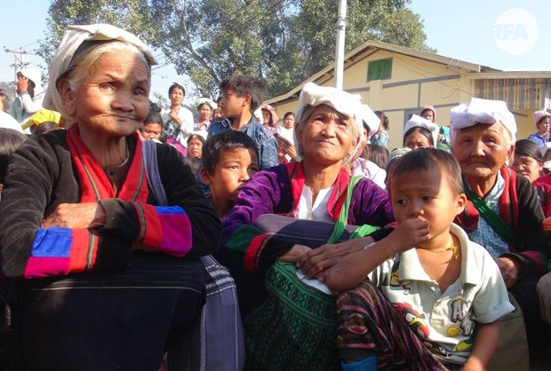 shan-refugees-620.jpg shan-refugees-620.jpg