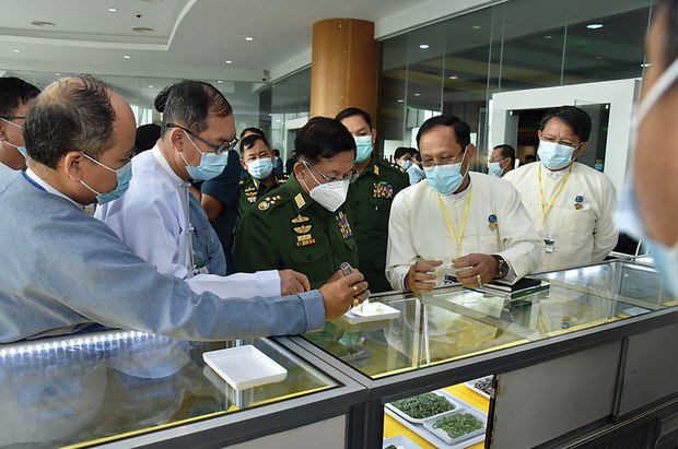 ကျောက်မျက်တင်သွင်းမှု ရပ်ဆိုင်းဖို့ အနောက်နိုင်ငံတွေနဲ့ တရုတ်ကို တောင်းဆို ကျောက်မျက်တင်သွင်းမှု ရပ်ဆိုင်းဖို့ အနောက်နိုင်ငံတွေနဲ့ တရုတ်ကို တောင်းဆို