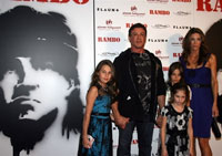 stallone_200.jpg stallone_200.jpg