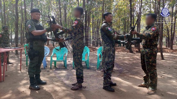 စစ်ကောင်စီတပ်ဖွဲ့ဝင် လေးဦး CDM ဝင်လာကြောင်း KNU ထုတ်ပြန် စစ်ကောင်စီတပ်ဖွဲ့ဝင် လေးဦး CDM ဝင်လာကြောင်း KNU ထုတ်ပြန်