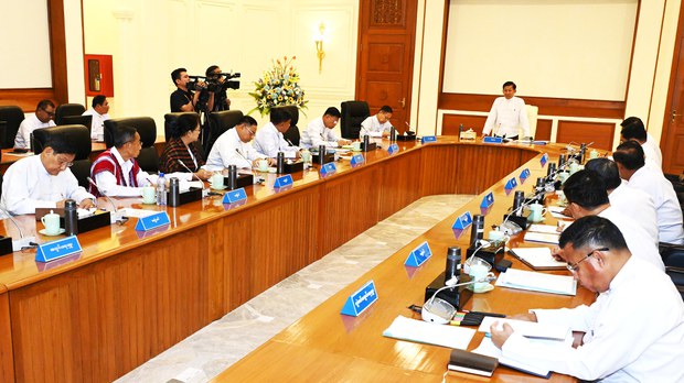 ရွေးကောက်ပွဲကို လေးပိုင်းခွဲ ကျင်းပမယ်လို့ စစ်ခေါင်းဆောင်ပြော ရွေးကောက်ပွဲကို လေးပိုင်းခွဲ ကျင်းပမယ်လို့ စစ်ခေါင်းဆောင်ပြော
