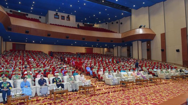 စစ်ကောင်စီတပ် ထိပ်ပိုင်းအရာရှိနဲ့ ဝန်ကြီးအချို့ အပြောင်းအလဲဖြစ် စစ်ကောင်စီတပ် ထိပ်ပိုင်းအရာရှိနဲ့ ဝန်ကြီးအချို့ အပြောင်းအလဲဖြစ်