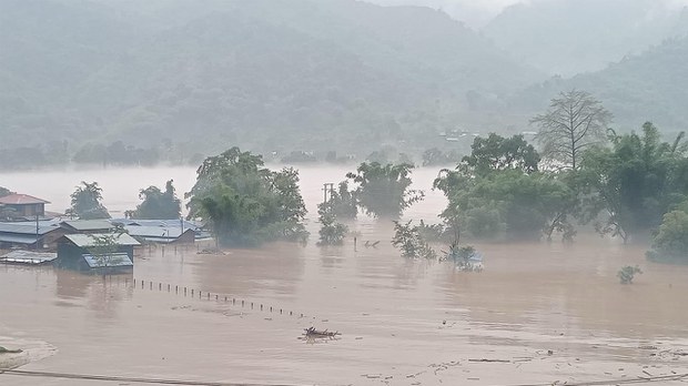 ကချင် ရေဘေးဒုက္ခသည်တွေ အကူအညီလိုအပ်နေ ကချင် ရေဘေးဒုက္ခသည်တွေ အကူအညီလိုအပ်နေ