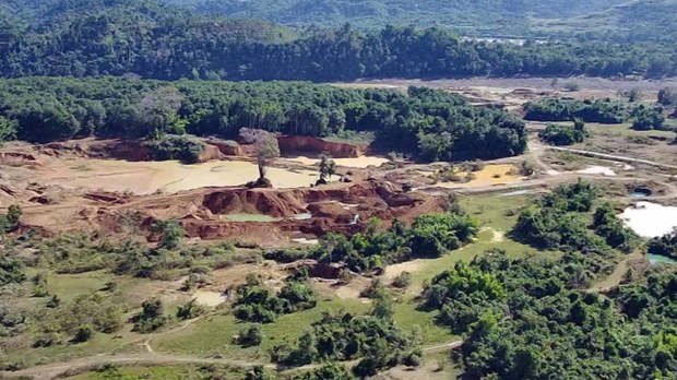 မြစ်ဆုံဒေသမှာ ရွှေတူးဖော်မှုတွေကြောင့် သဘာဝပတ်ဝန်းကျင် ပျက်စီးလာ မြစ်ဆုံဒေသမှာ ရွှေတူးဖော်မှုတွေကြောင့် သဘာဝပတ်ဝန်းကျင် ပျက်စီးလာ