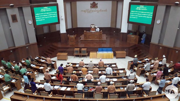 kachin-parliament-apr2-622.jpg kachin-parliament-apr2-622.jpg