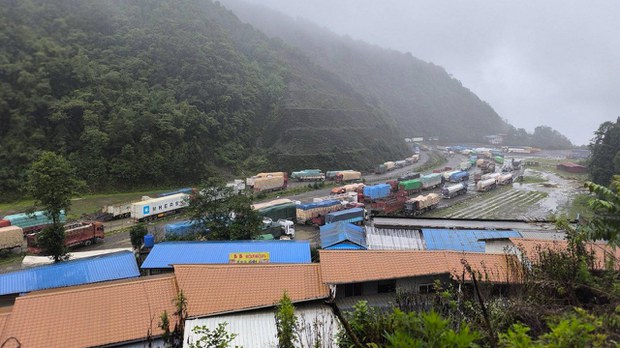 ကန်ပိုက်တီ နယ်စပ်လမ်း ဖွင့်ပြီးတစ်ရက်အကြာမှာ စစ်ကောင်စီ ပြန်ပိတ် ကန်ပိုက်တီ နယ်စပ်လမ်း ဖွင့်ပြီးတစ်ရက်အကြာမှာ စစ်ကောင်စီ ပြန်ပိတ်