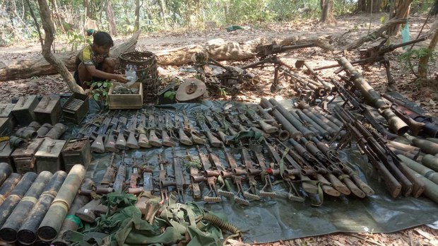 ဖာပွန်က စစ်ကောင်စီ ခမရ (၄၃၄) ကို KNLA ပူးပေါင်းတပ်တွေ သိမ်းယူ