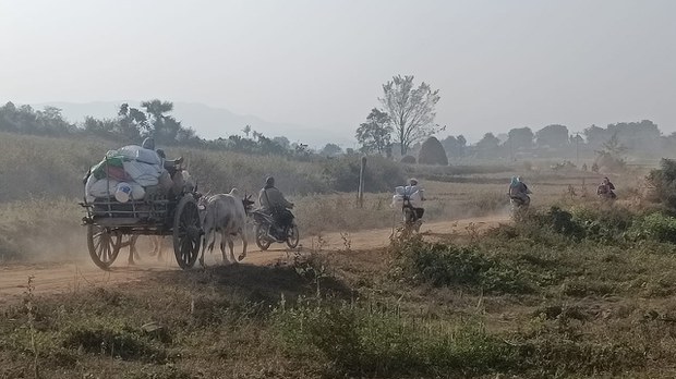 ကောလင်းမြို့နယ်မှာ ဒေသခံ ၂၀ အဖမ်းခံရပြီးပျောက်နေ ကောလင်းမြို့နယ်မှာ ဒေသခံ ၂၀ အဖမ်းခံရပြီးပျောက်နေ