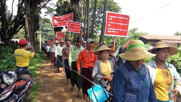 kawlin-farmers-protest-622.jpg