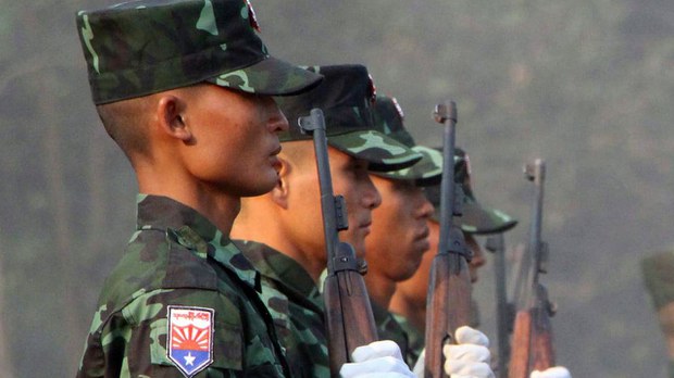 တပ်မဟာ (၅) နယ်မြေက စစ်ကောင်စီစခန်းတွေကို KNLA ဝင်တိုက်