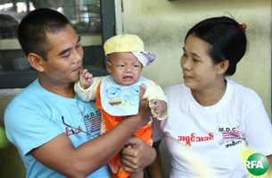 kohtinkyaw-family-305.jpg kohtinkyaw-family-305.jpg