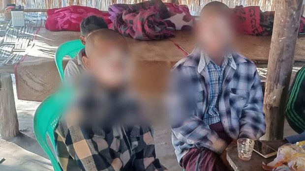 မတ္တရာမှာ ရှေ့တန်းရောက်နေတဲ့ စစ်မှုထမ်းသင်တန်းဆင်းနှစ်ဦး PDF ထံ ခိုလှုံလာ မတ္တရာမှာ ရှေ့တန်းရောက်နေတဲ့ စစ်မှုထမ်းသင်တန်းဆင်းနှစ်ဦး PDF ထံ ခိုလှုံလာ