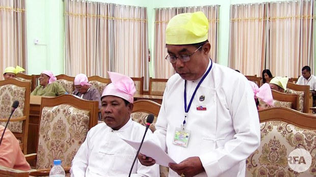 maungohn-maungtaw-mp-parliament-622.jpg