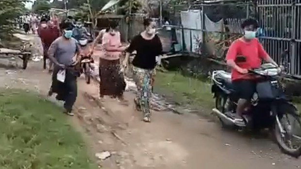 မန္တလေးမှာ ဧည့်စာရင်းတိုင်နေစဉ် ဗုံးကွဲလို့ လေးဦးထက်မနည်း ထိခိုက်ဒဏ်ရာရ မန္တလေးမှာ ဧည့်စာရင်းတိုင်နေစဉ် ဗုံးကွဲလို့ လေးဦးထက်မနည်း ထိခိုက်ဒဏ်ရာရ
