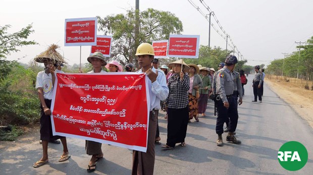 protest-against-grabbed-land-622.jpg protest-against-grabbed-land-622.jpg
