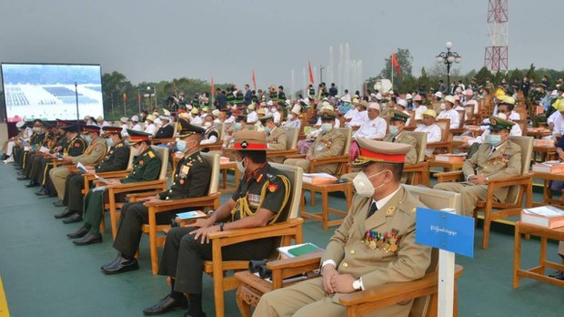 စစ်တပ်အရာရှိဆယ်ဦးကို အရပ်ဘက်ဝန်ကြီးဌာန သုံးခုထံပြောင်း စစ်တပ်အရာရှိဆယ်ဦးကို အရပ်ဘက်ဝန်ကြီးဌာန သုံးခုထံပြောင်း