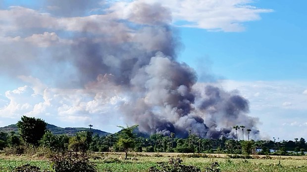 moekyaoepyin-village-fire.jpg moekyaoepyin-village-fire.jpg