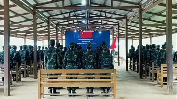 PDF-army.jpg PDF-army.jpg