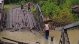 သံတွဲနဲ့ ဂွမြို့နယ်က တံတားသုံးစင်း မိုင်းခွဲဖျက်ဆီးခံရ