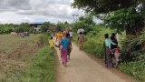 မုံရွာမှာ စစ်ကြောင်းဝင်လာစဥ် ဒေသခံနှစ်ဦး ပစ်သတ်ခံရ