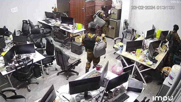 အွန်လိုင်းငွေလိမ်မှုနဲ့ ထောင်ချခံရတဲ့ ထိုင်းနိုင်ငံသား ၁၅၀ ကျော် စစ်ကောင်စီလွှဲပြောင်း အွန်လိုင်းငွေလိမ်မှုနဲ့ ထောင်ချခံရတဲ့ ထိုင်းနိုင်ငံသား ၁၅၀ ကျော် စစ်ကောင်စီလွှဲပြောင်း