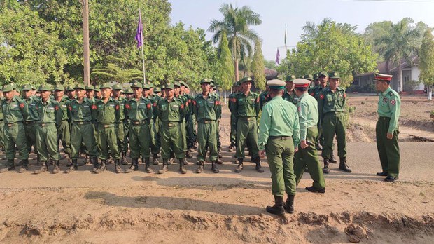 စစ်မှုထမ်းဆင့်ခေါ်ရေးမှာ ငွေကြေးမသမာမှုတွေ ရှိနေကြောင်း ဒုစစ်ခေါင်းဆောင်ဝန်ခံ
