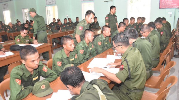 ရန်ကုန်မှာ စစ်မှုထမ်းဟောင်းတွေကိုဆင့်ခေါ်ပြီး သင်တန်းစပေး ရန်ကုန်မှာ စစ်မှုထမ်းဟောင်းတွေကိုဆင့်ခေါ်ပြီး သင်တန်းစပေး