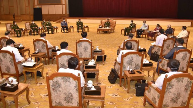 စီးပွားရေးလုပ်ငန်းတွေ ပြန်လည်ပတ်နိုင်ဖို့ လုပ်ငန်းရှင်တွေနဲ့ ဗိုလ်ချုပ်မှူးကြီး မင်းအောင်လှိုင်ဆွေးနွေး စီးပွားရေးလုပ်ငန်းတွေ ပြန်လည်ပတ်နိုင်ဖို့ လုပ်ငန်းရှင်တွေနဲ့ ဗိုလ်ချုပ်မှူးကြီး မင်းအောင်လှိုင်ဆွေးနွေး