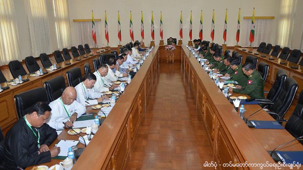 mm-press-council-minaunghlaing-622.jpg mm-press-council-minaunghlaing-622.jpg