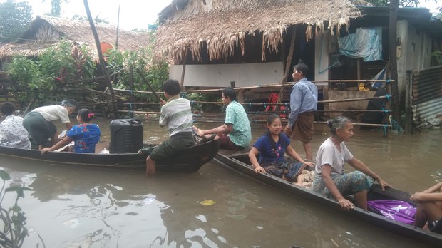 ဘီးလင်းမှာ ရေကြီးလို့ ဒေသခံ ၅ဝဝ နီးပါးရွှေ့ပြောင်းနေရ