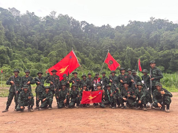စစ်အာဏာရှင်ကိုတော်လှန်ဖို့ မွန်လက်နက်ကိုင်တွေ စုစည်းဖို့လိုအပ်ကြောင်း တိုက်တွန်း စစ်အာဏာရှင်ကိုတော်လှန်ဖို့ မွန်လက်နက်ကိုင်တွေ စုစည်းဖို့လိုအပ်ကြောင်း တိုက်တွန်း