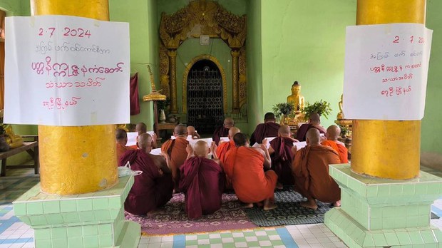 သံဃာတော်‌တွေ သပိတ်မှောက်ကံဆောင်တဲ့ မြို့နယ် နှစ်ဆယ်အထိရှိလာ