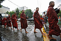 monks_walk_200px.jpg monks_walk_200px.jpg
