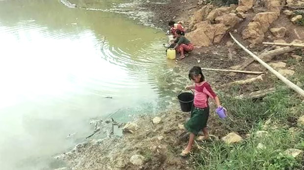 karenni-refugees.jpg karenni-refugees.jpg