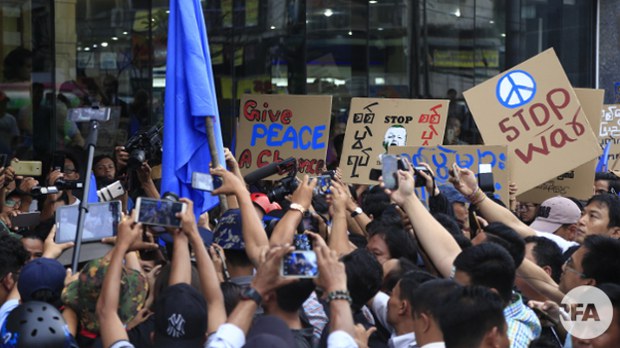 peace-protest-tamwe-622.jpg