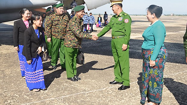myanmar-army-family-visit-india-622.jpg myanmar-army-family-visit-india-622.jpg