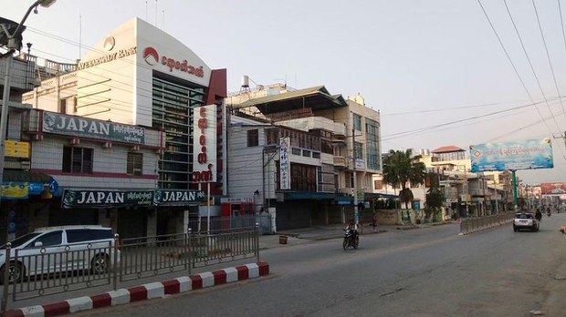 ငွေလိမ်ဂိုဏ်းတွေ ဖမ်းမယ်ဆိုတဲ့သတင်းကြောင့် မူဆယ်က တရုတ်နိုင်ငံသားတွေ နေရာရွှေ့