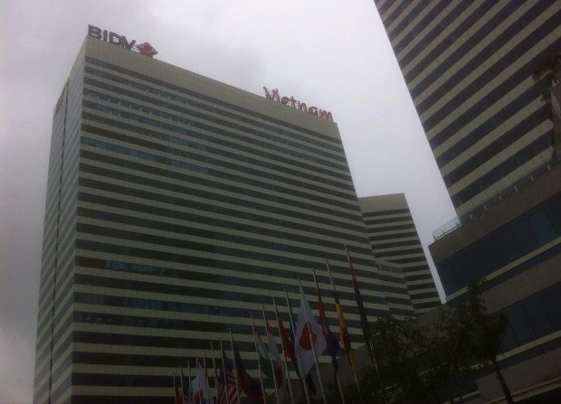 building-620.jpg building-620.jpg