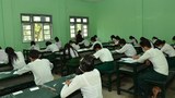 မြန်မာ့ အင်္ဂလိပ်စာကျွမ်းကျင်မှု ညွှန်းကိန်း ကိုးဆယ်နဲ့ အဆင့်နိမ့်ကျ