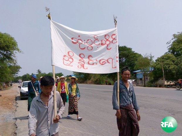 myanmar-veneer-workers-620.jpg myanmar-veneer-workers-620.jpg
