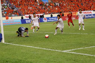 mya-football-vietnan-305.jpg mya-football-vietnan-305.jpg
