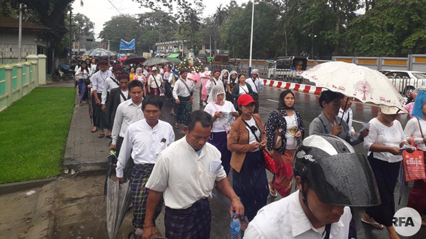 myitkyina-pray-622.jpg